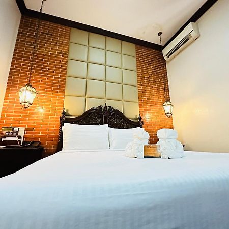 Vigan Plaza Hotel ภายนอก รูปภาพ