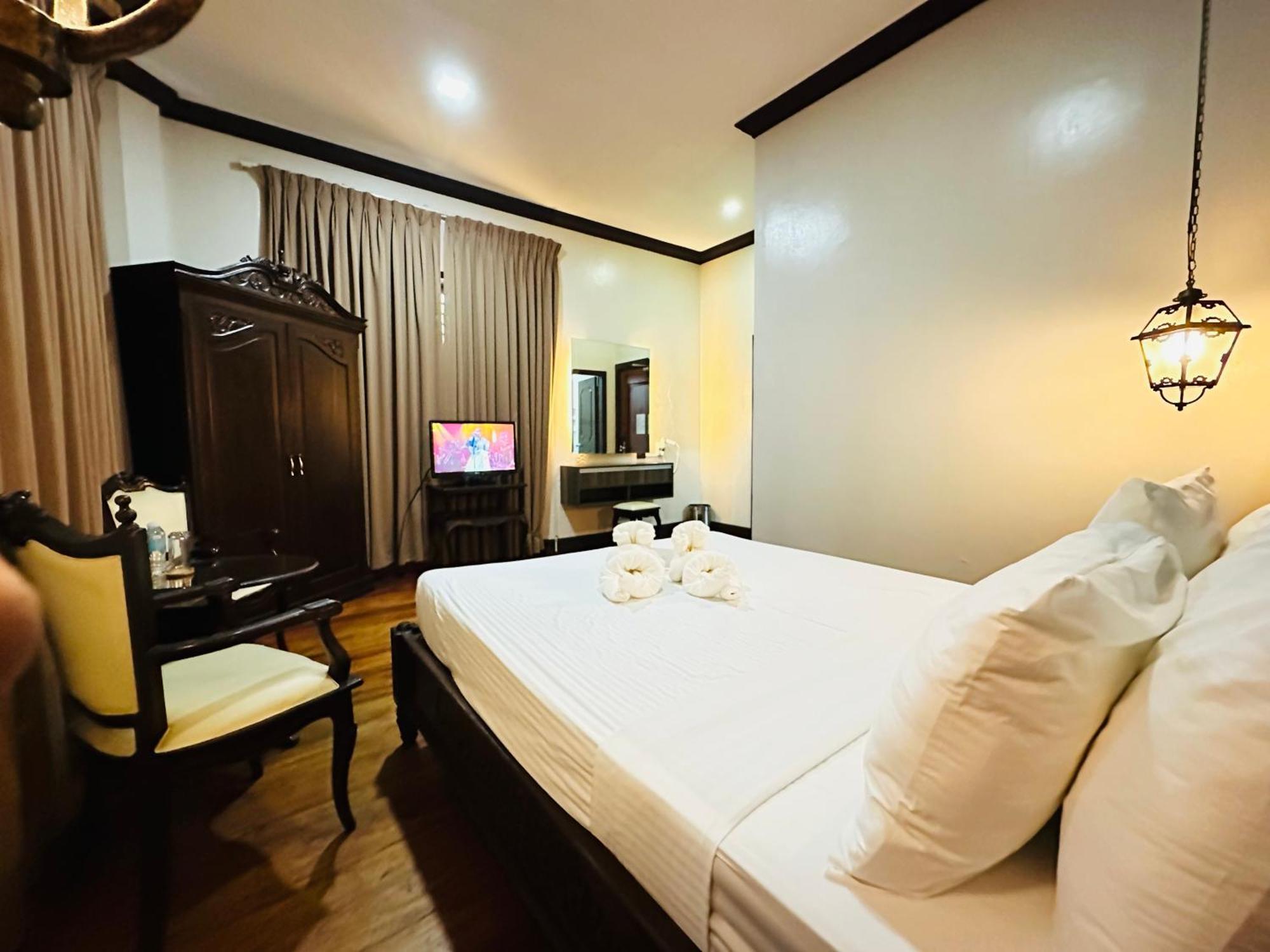 Vigan Plaza Hotel ภายนอก รูปภาพ