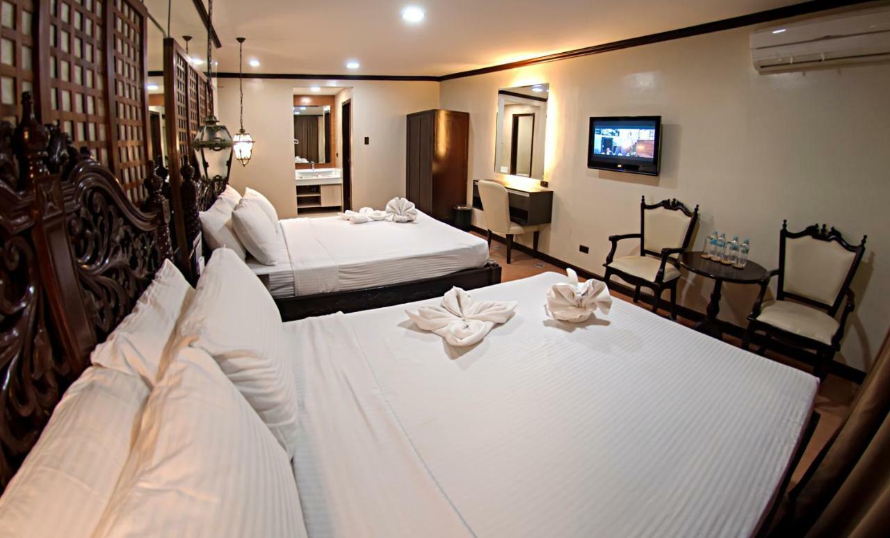 Vigan Plaza Hotel ภายนอก รูปภาพ