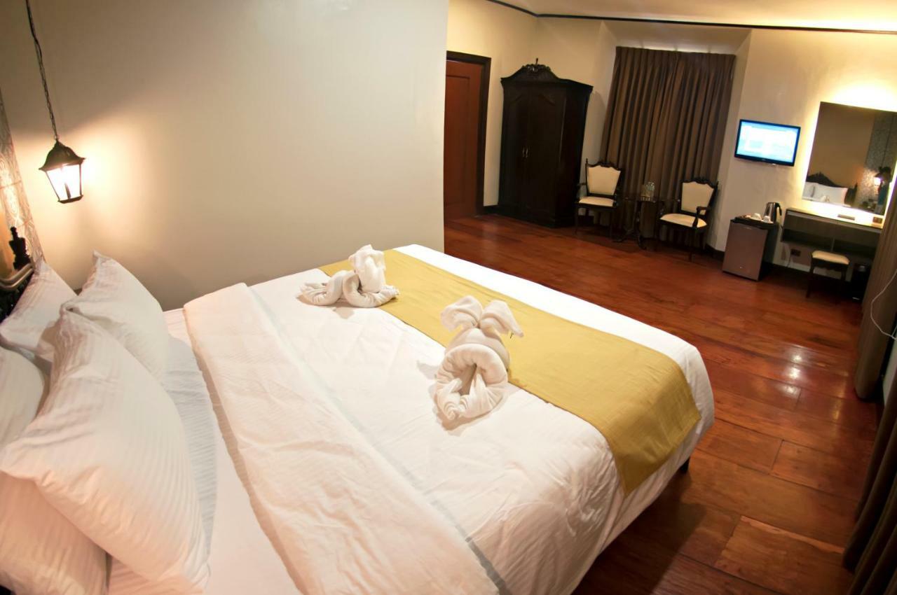 Vigan Plaza Hotel ภายนอก รูปภาพ