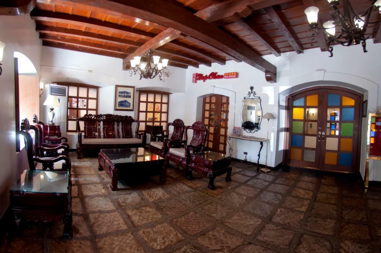 Vigan Plaza Hotel ภายนอก รูปภาพ